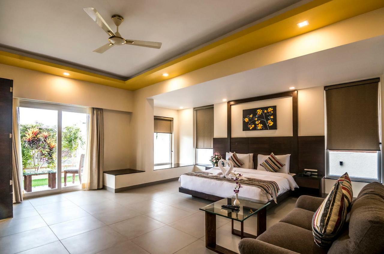 Regenta Central North Goa, Arpora Εξωτερικό φωτογραφία